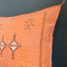 Lade das Bild in den Galerie-Viewer, Sabra-Kissen Orange