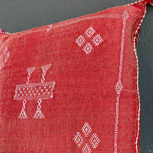 Lade das Bild in den Galerie-Viewer, Sabra-Kissen Rostrot