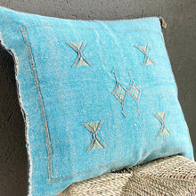 Load image into Gallery viewer, Sabra cushion turquoise vintage

